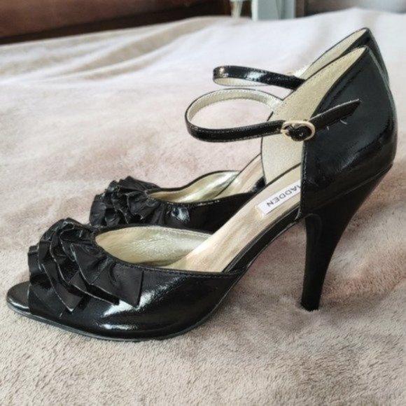 Steve Madden Shoes - Steve Madden Black Patent Leather Heels